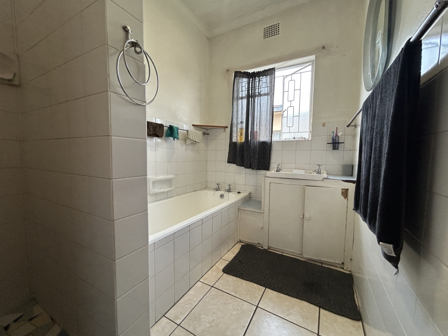 3 Bedroom Property for Sale in Churchill Estate Western Cape